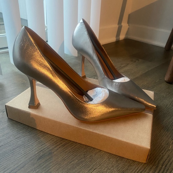 Maeve Pointed Toe Pump Heels - Picture 4 of 6